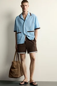CONTRAST HEM SHORTS