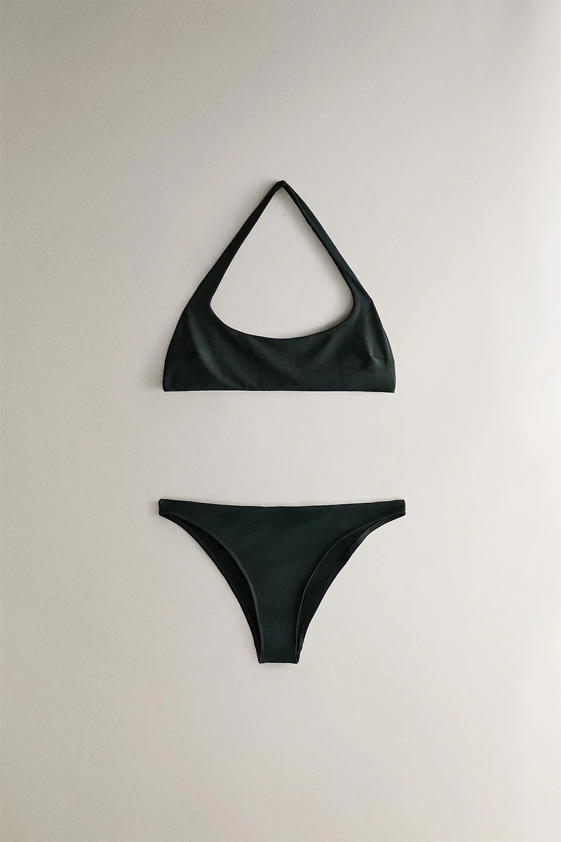 BEACH BIKINI TOP WITH HALTER NECK