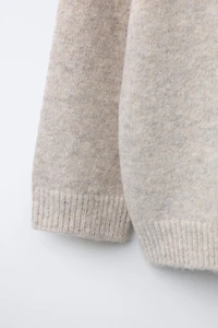 PULL EN MAILLE SOFT AVEC CHIEN BRODÉ