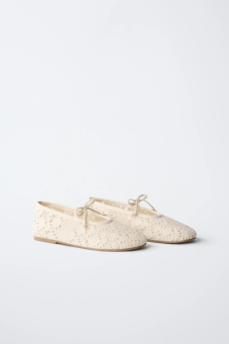 CROCHET BALLET FLATS