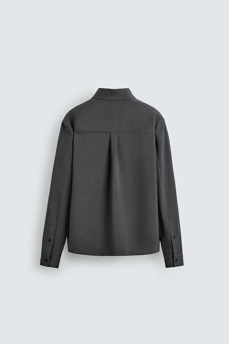 RELAXED FIT FLOWY SHIRT