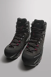 RECCO® WATERPROOF HIKING BOOTS