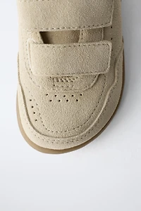 STRAPPY LEATHER BAREFOOT SNEAKERS