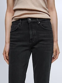 Mid-rise cropped slim fit jeans