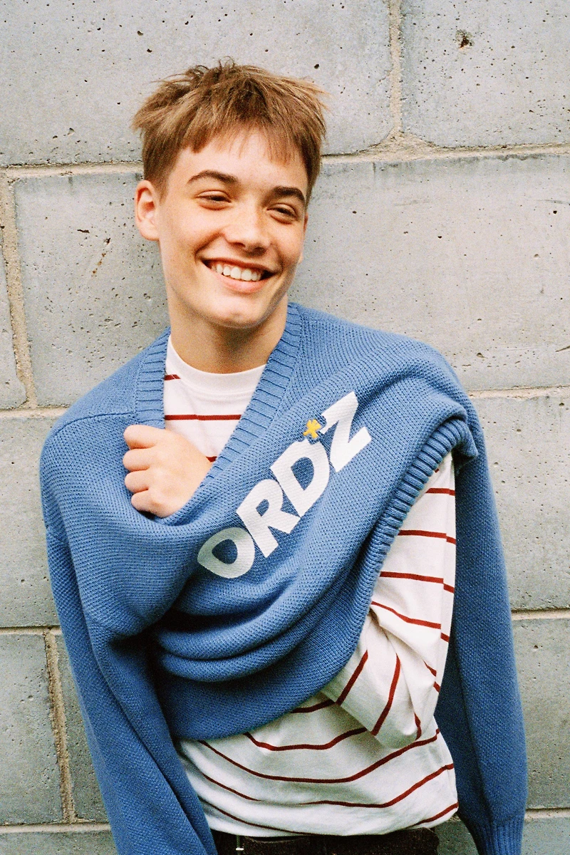 TEXT KNIT SWEATER