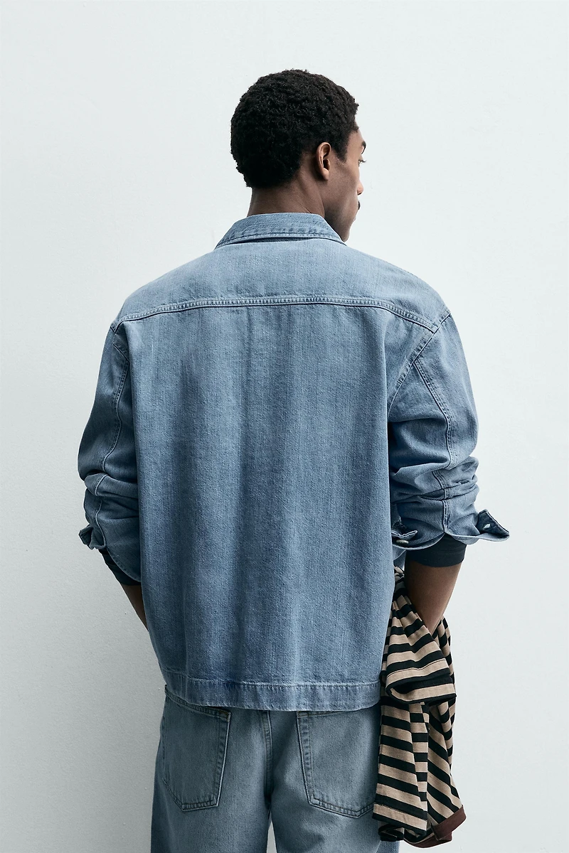 BOXY FIT DENIM SHIRT