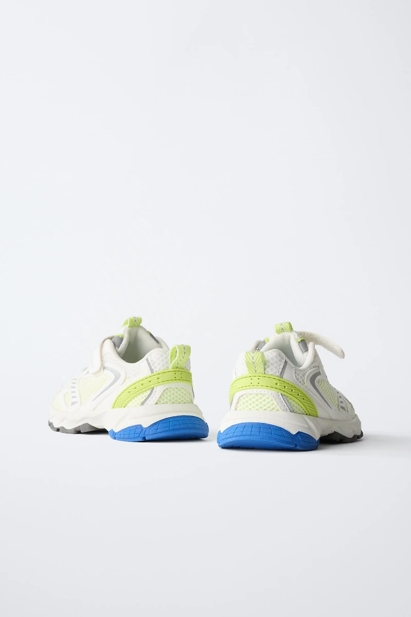 MULTICOLOR ATHLETIC SHOES