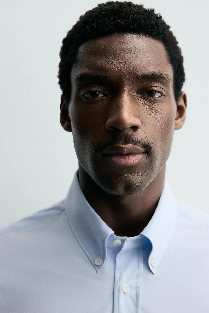 SLIM FIT COTTON SHIRT
