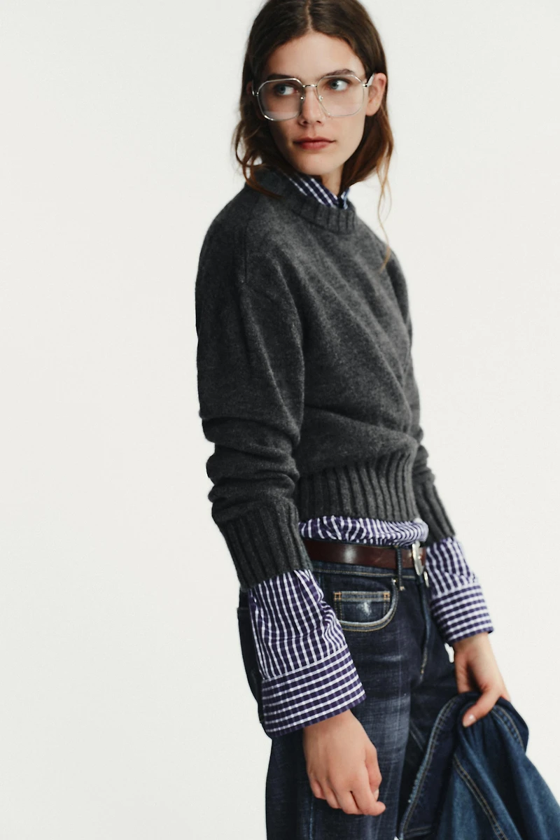 RIB KNIT SWEATER