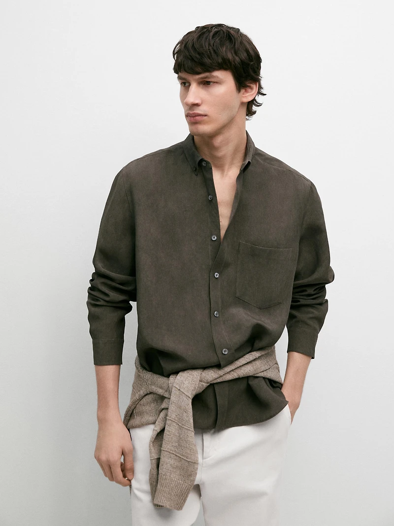 Flowing regular fit shirt with pocket