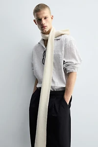 IRREGULAR STRIPED JACQUARD SHIRT