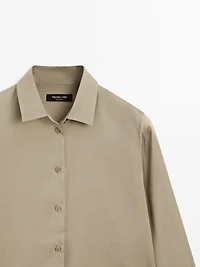 Flowing shirt with collar