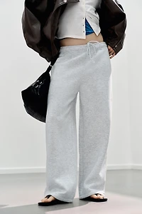 BASIC STRAIGHT-LEG PLUSH PANTS WITH ADJUSTABLE HEM