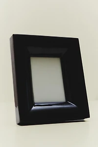 SHINY WOODEN PICTURE FRAME X COLLAGERIE