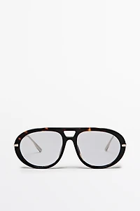 Tortoiseshell-effect aviator glasses