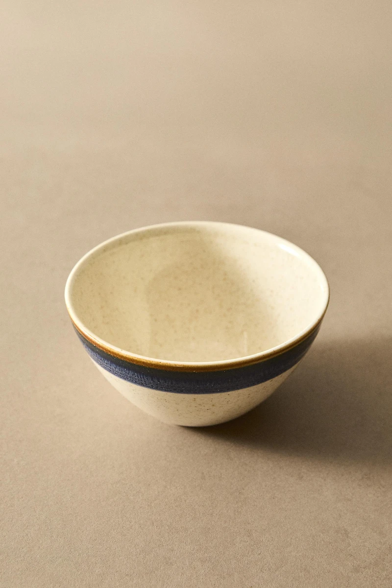 BOWL WITH CONTRAST RIM