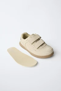 STRAPPY LEATHER BAREFOOT SNEAKERS