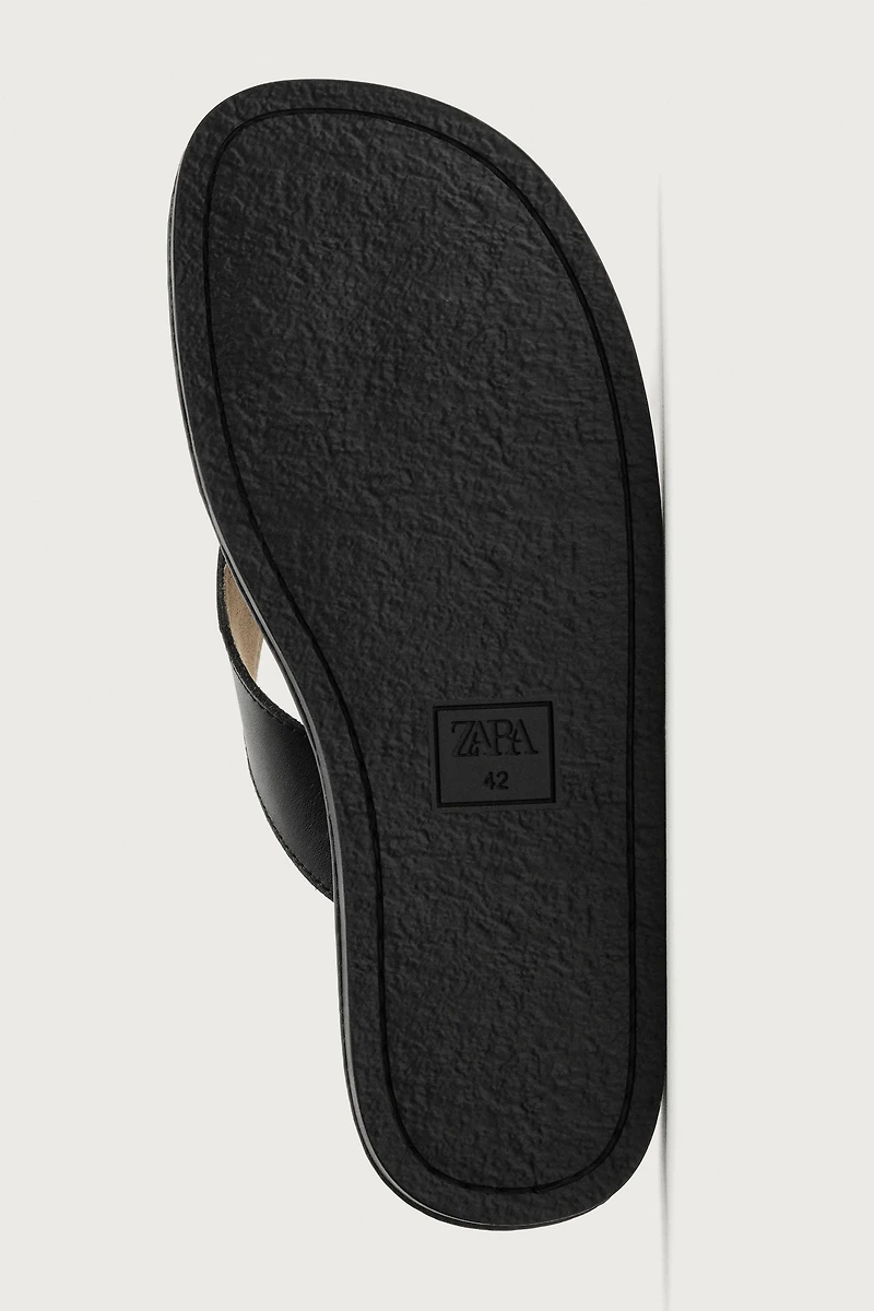 LEATHER STRAP SANDALS