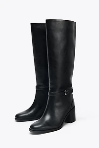 WIDE HEEL BUCKLE BOOTS