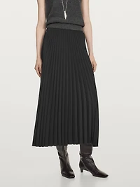 Long pleated skirt