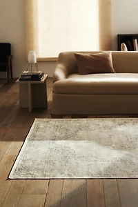 VINTAGE STYLE AREA RUG