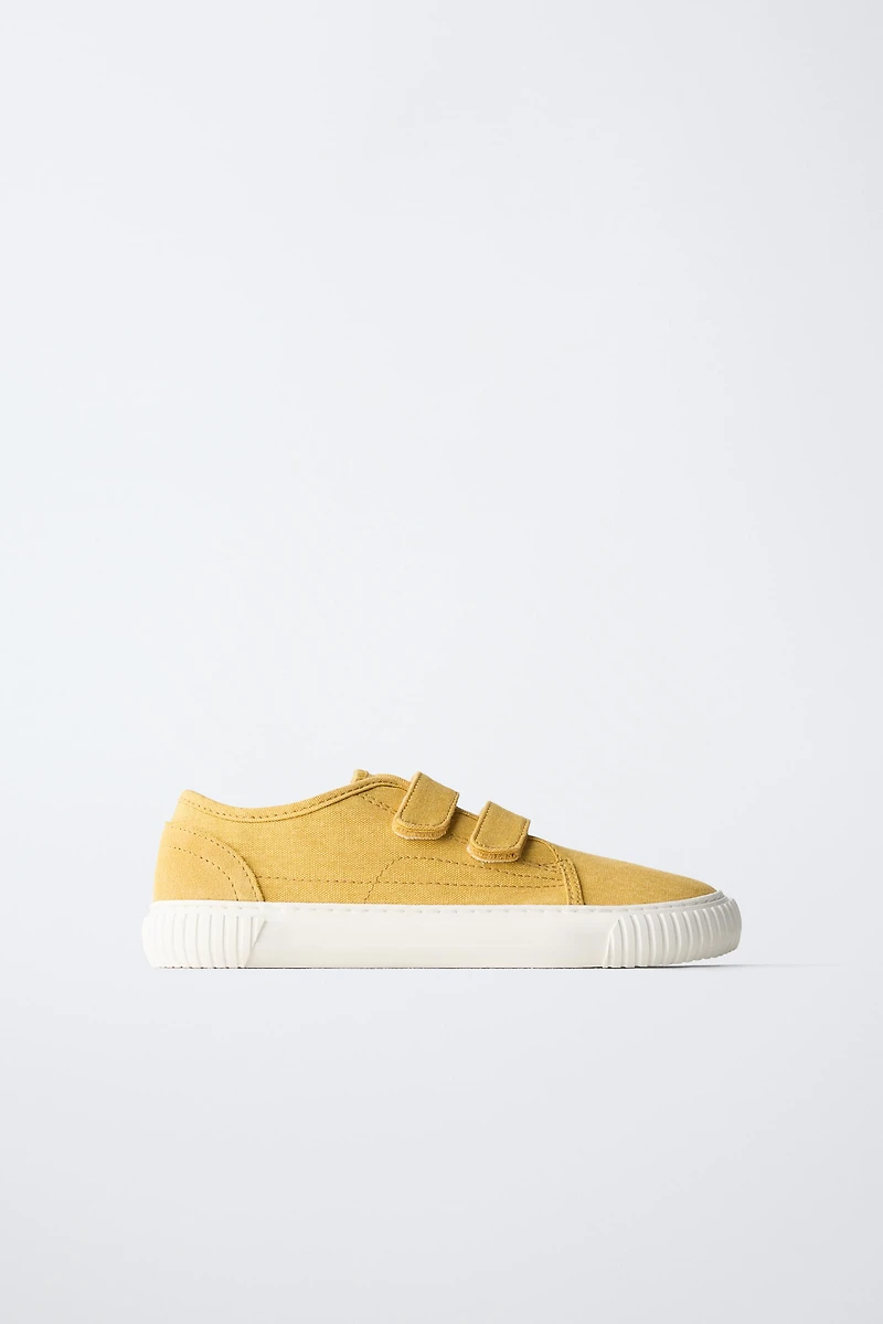 BAREFOOT SNEAKERS