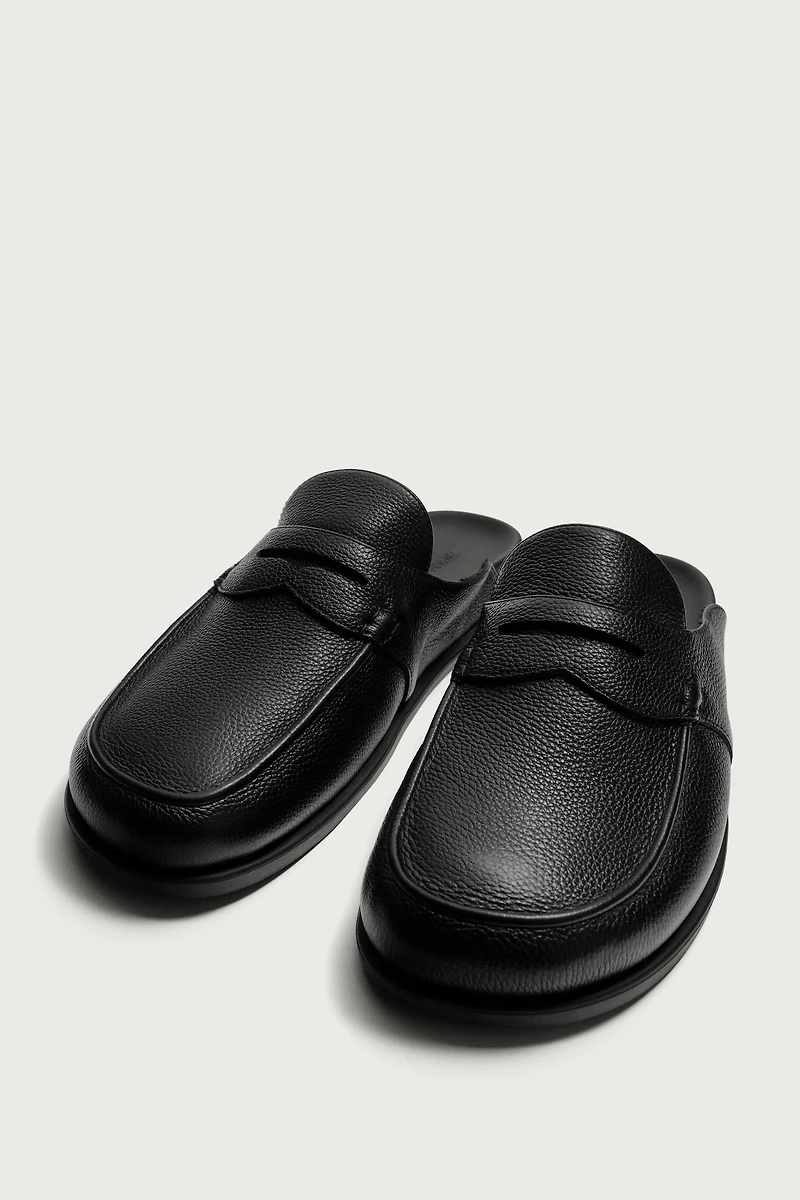 LEATHER LOAFER CLOGS