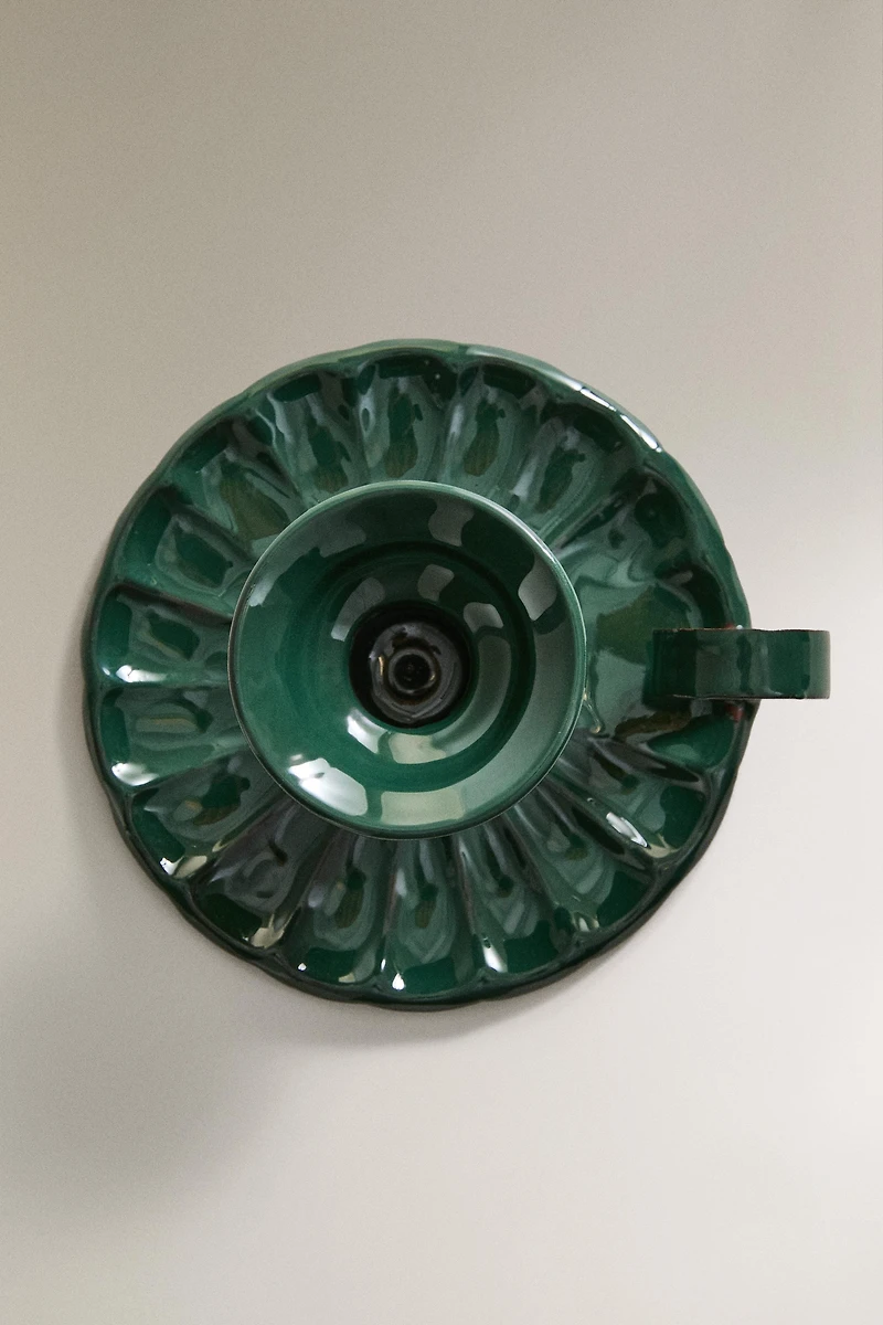 IRON CANDLESTICK WITH WAVY PLATE CHRISTMAS