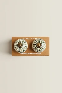 SET OF CERAMIC FLOWER KNOBS (SET OF 2