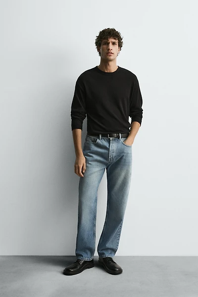 STRAIGHT ANKLE FIT JEANS