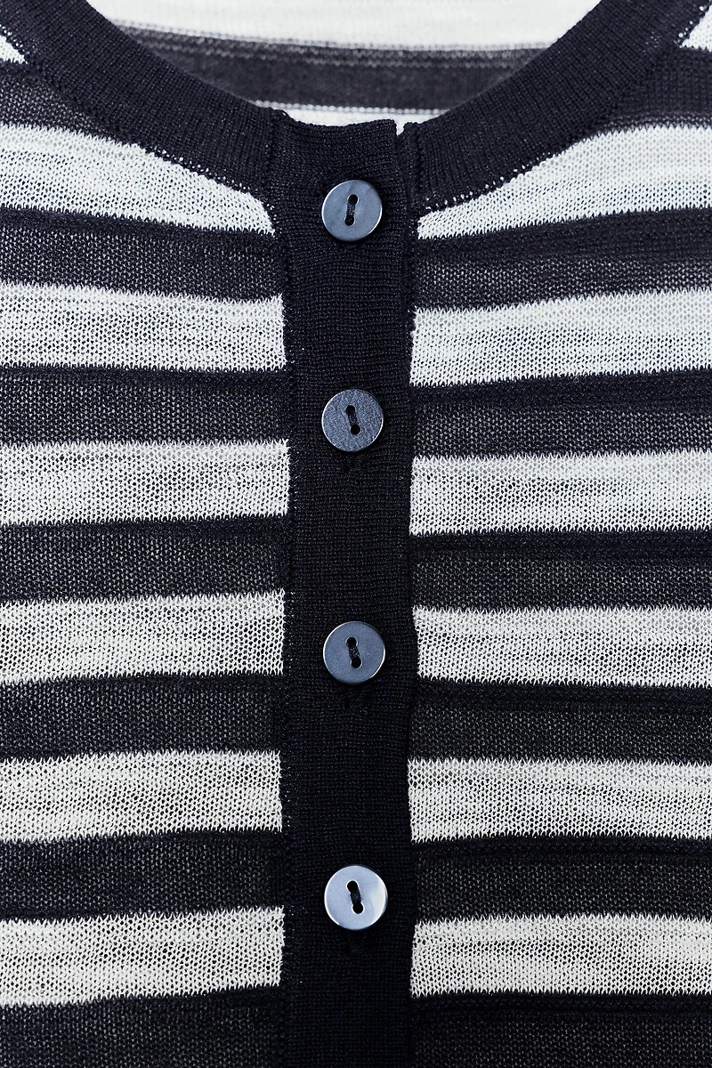 STRIPED BUTTON SWEATER