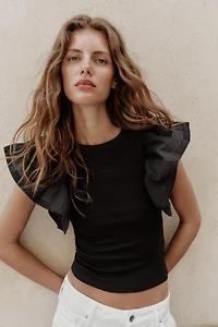 COMBINATION RIB RUFFLE T-SHIRT