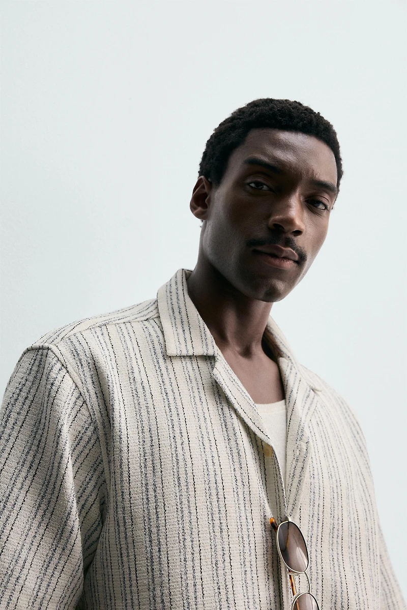 TEXTURED WEAVE SHIRT