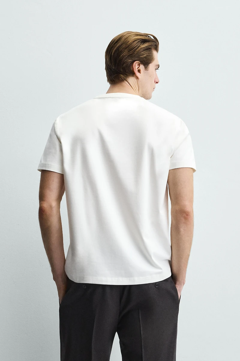 BASIC MEDIUM WEIGHT T-SHIRT