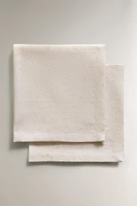 LOT DE SERVIETTES DE TABLE EN COTON À MOTIF FLEURI ENCADRÉ NOËL (LOT DE 2)