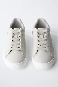 SOFT SNEAKERS