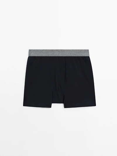 Boxers with a grey waistband