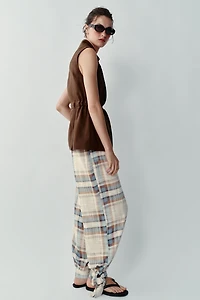 GILET EN LIN AVEC CEINTURE