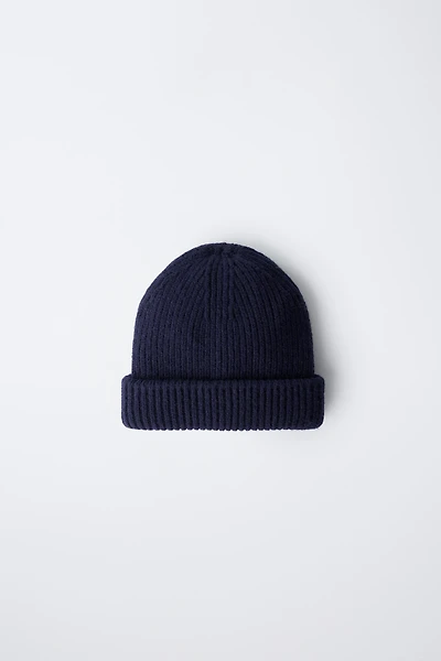 BONNET EN MAILLE BASIQUE