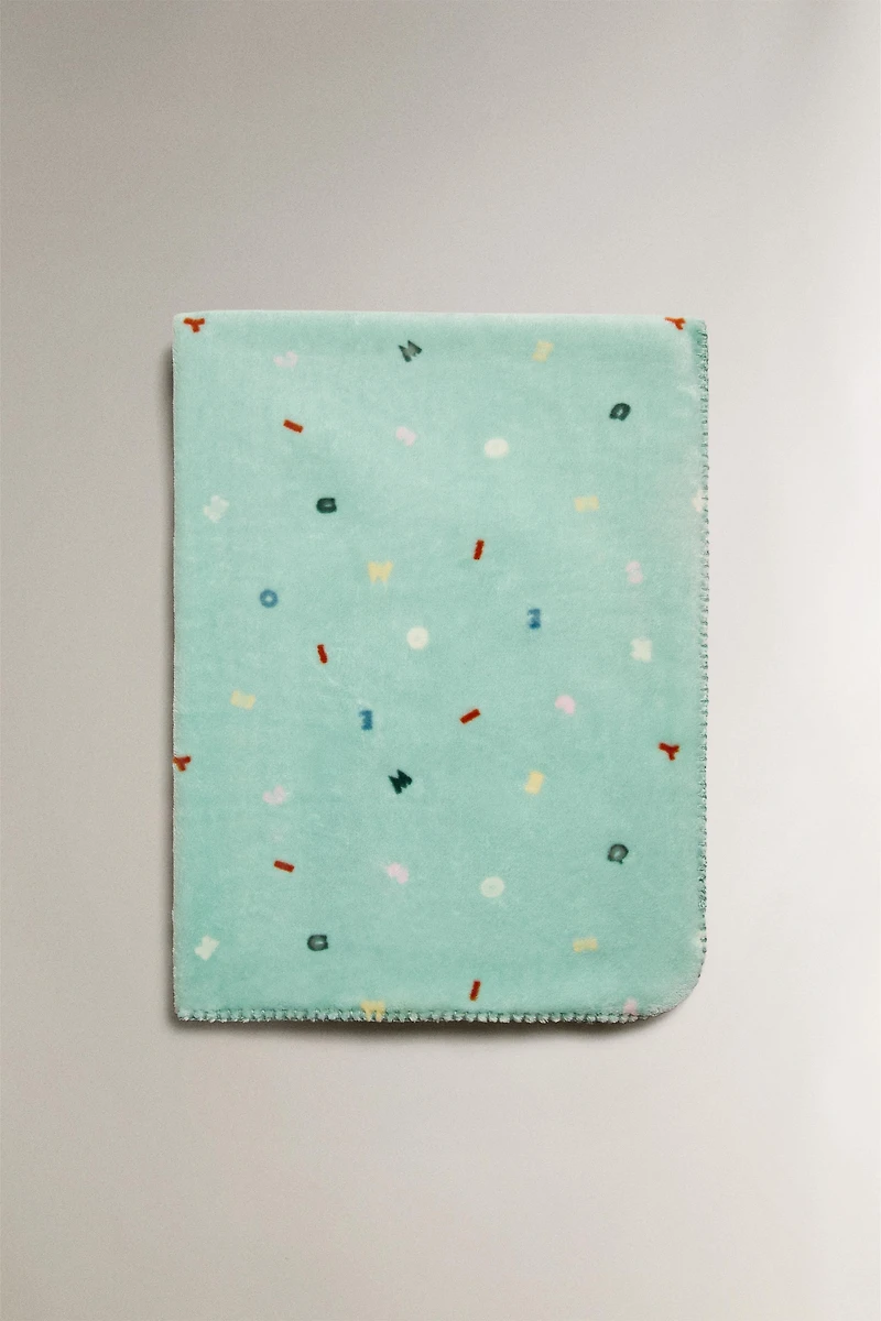 MICKEY & MINNIE LETTERS BABY FLEECE BLANKET ©DISNEY