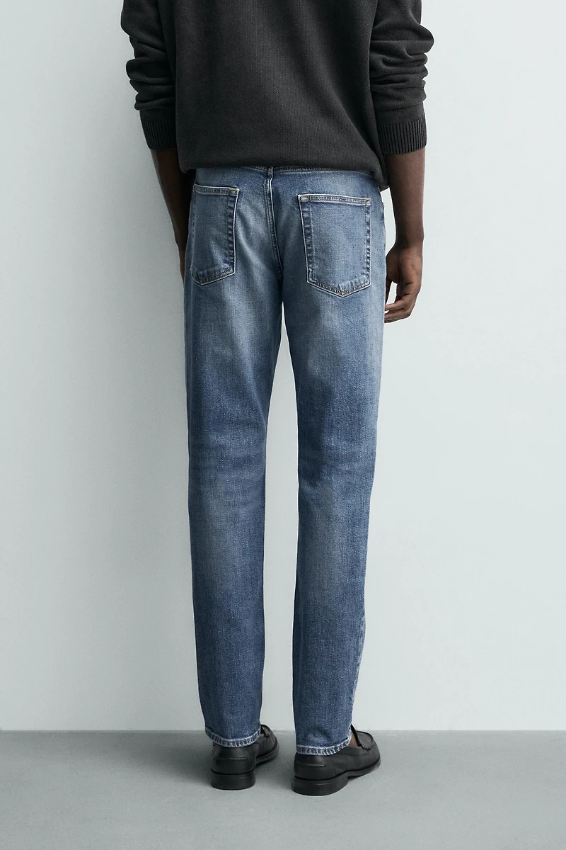 BASIC SLIM FIT JEANS