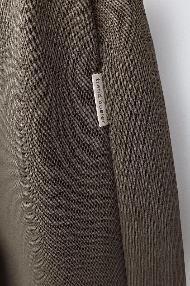 JOGGING SWEATSHIRT AND BASIC JOGGER PANTS SET WITH LABEL