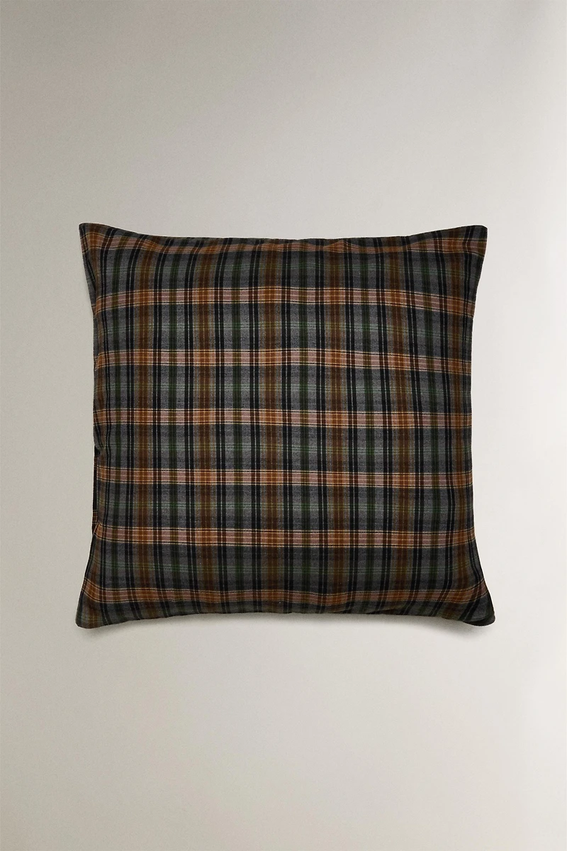TAIE D’OREILLER EN FLANELLE À CARREAUX