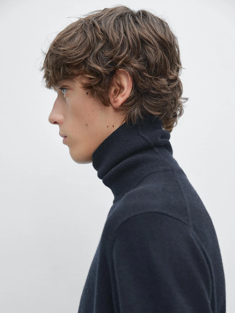 Pull à col montant en maille de laine mélangée