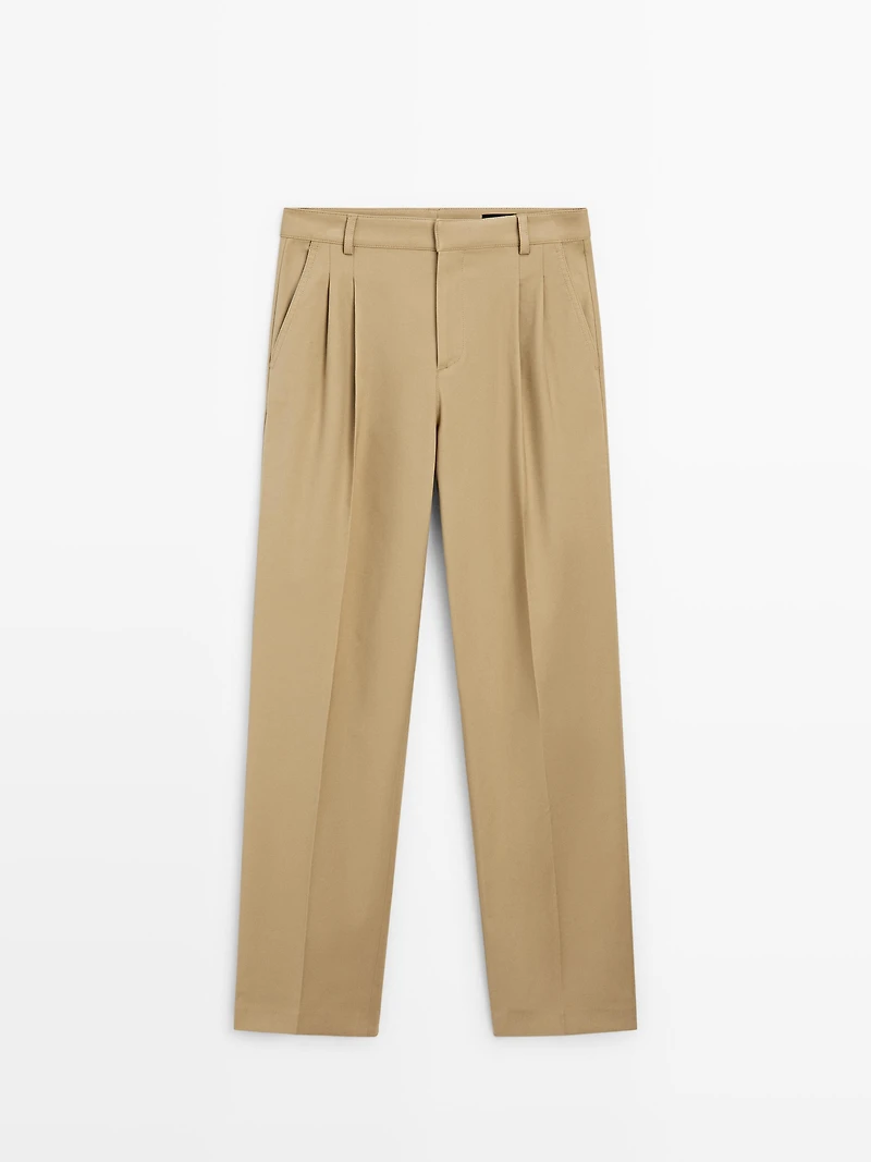 Straight fit pants with pleated details