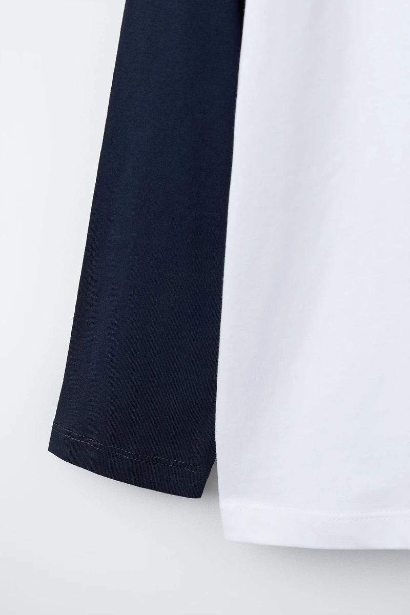 RAGLAN SLEEVE T-SHIRT WITH EMBROIDERED TEXT