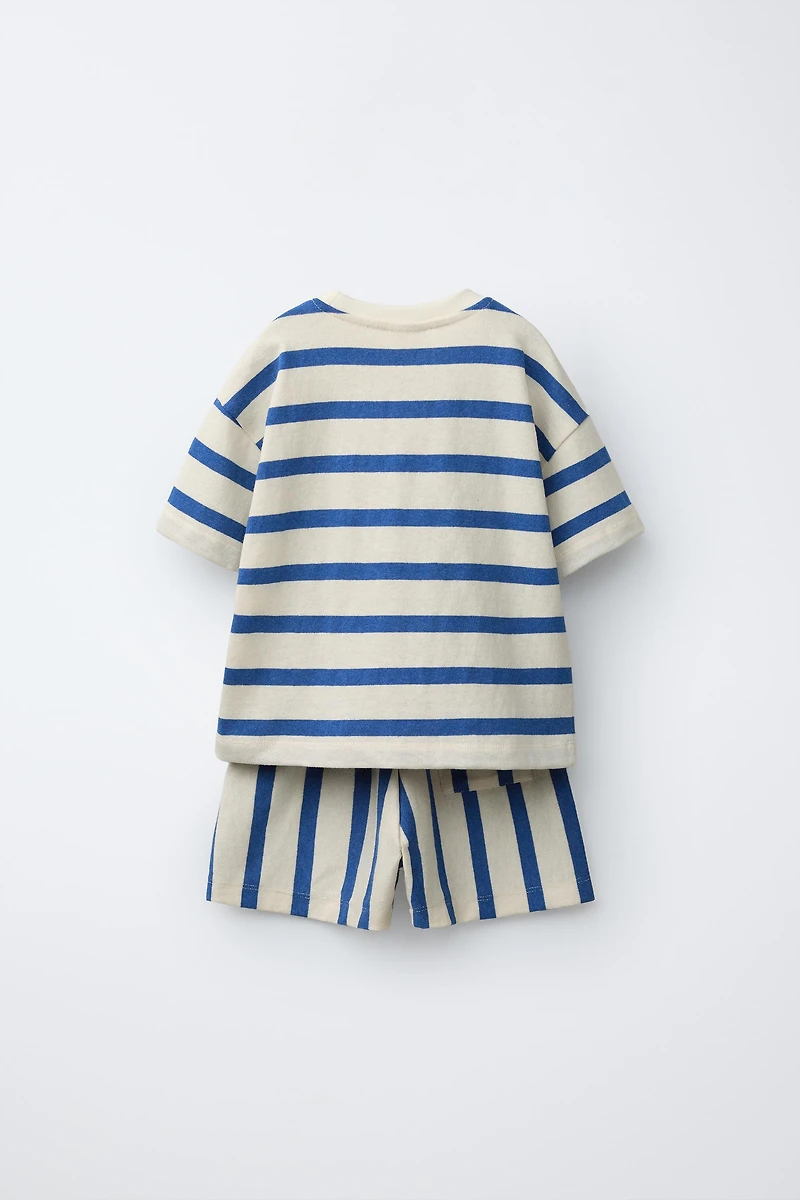 STRIPED T-SHIRT AND BERMUDA JOGGING SET