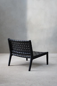 LOUNGE CHAIR 01