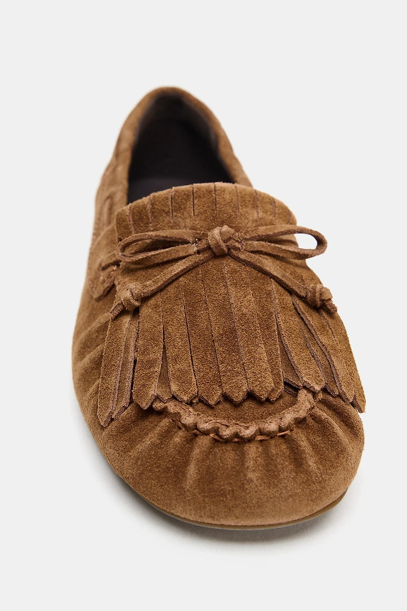 MOCASSINS EN CROÛTE DE CUIR À FRANGES