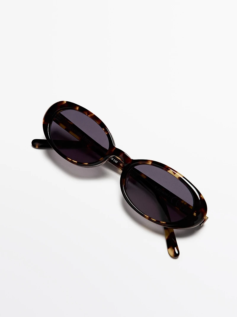 Tortoiseshell-effect mini oval sunglasses